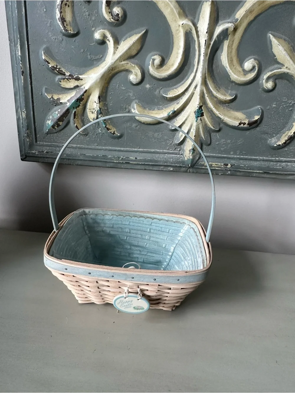 Longaberger white wash Robbins egg blue Easter basket with liner protector tie o